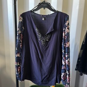 The Buckle boutique blouse